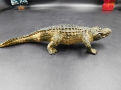schleich croc side